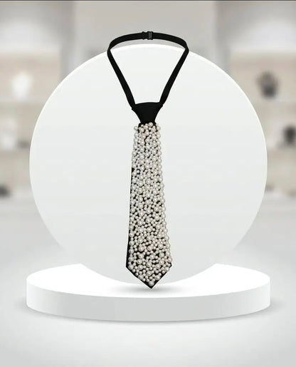 Feminine Sophisticated Necktie